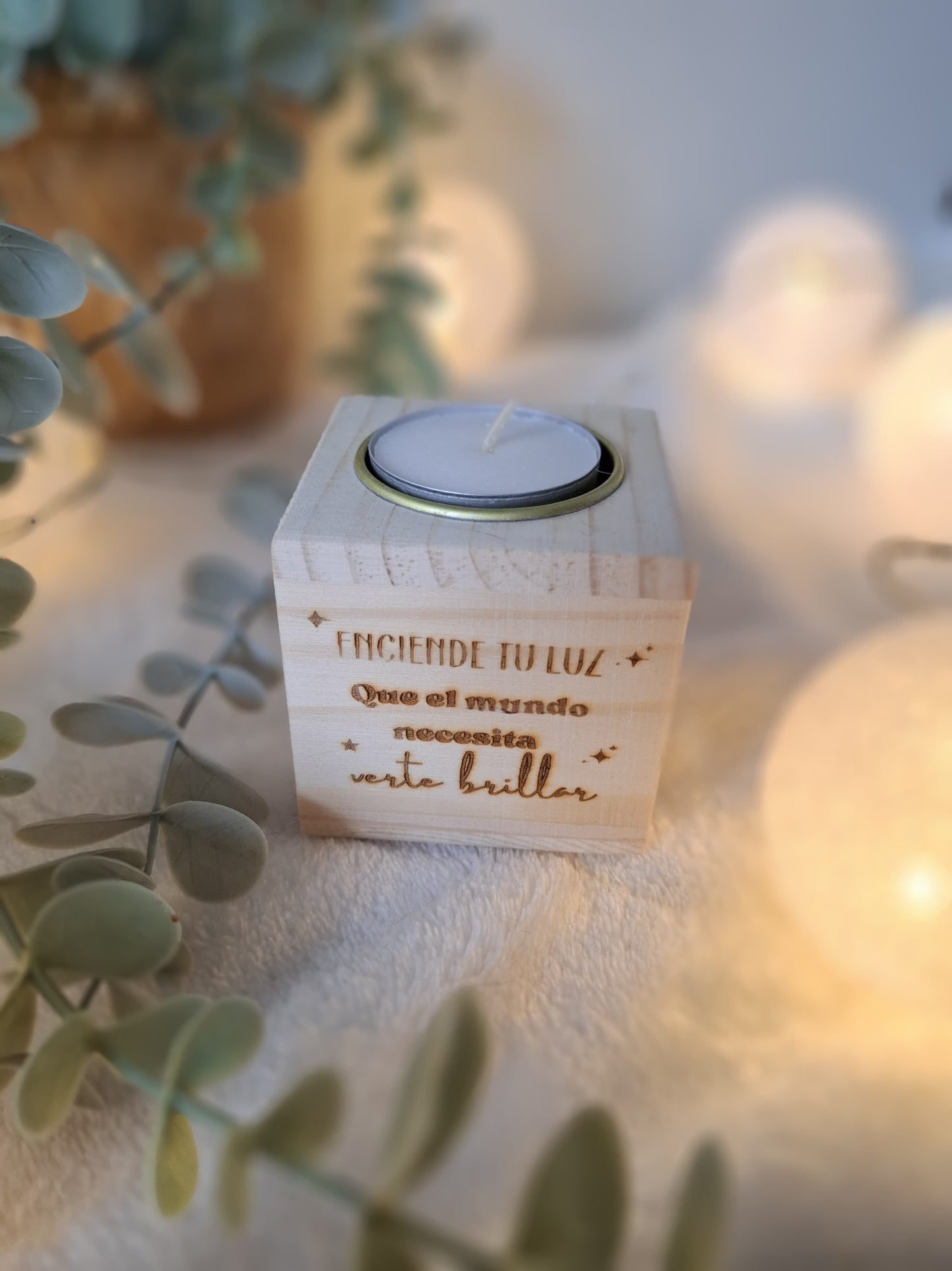 Portavelas de madera personalizado